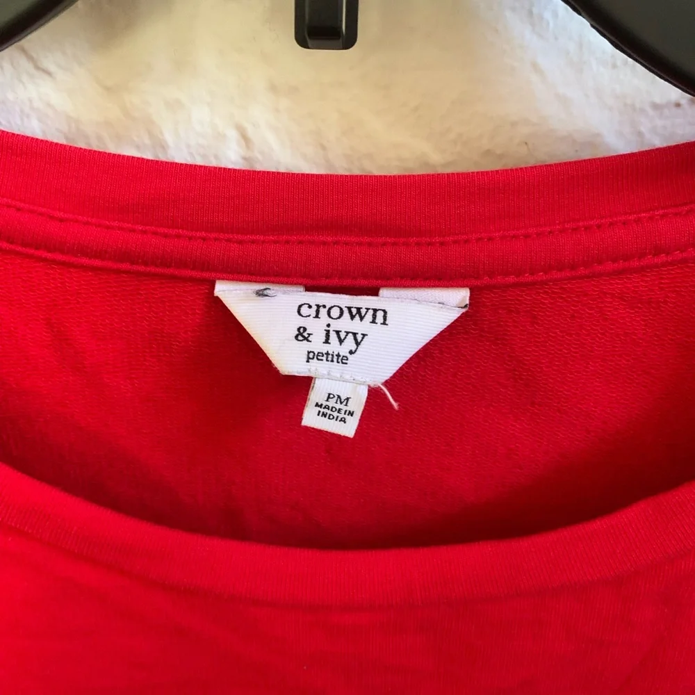 Red Top - Picture 5 of 5
